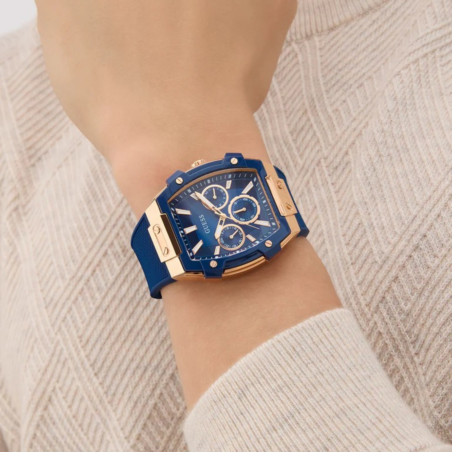 GUESS Signature Icon Multifunction